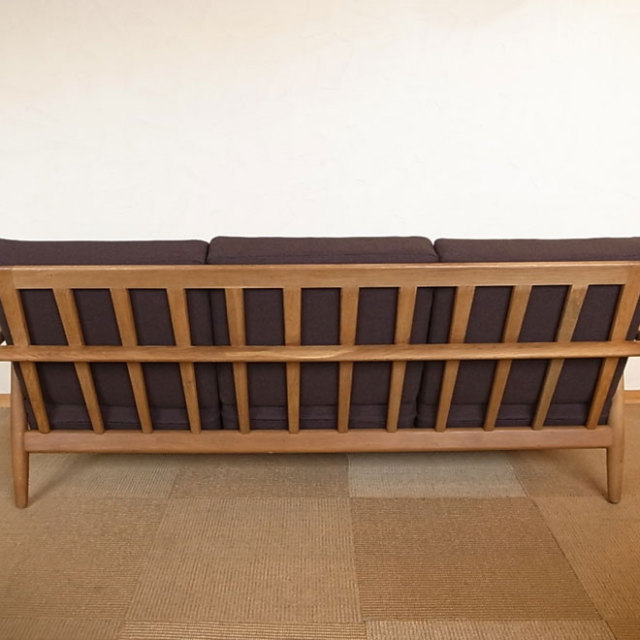 ハンス・J・ウェグナーのGE240ソファ