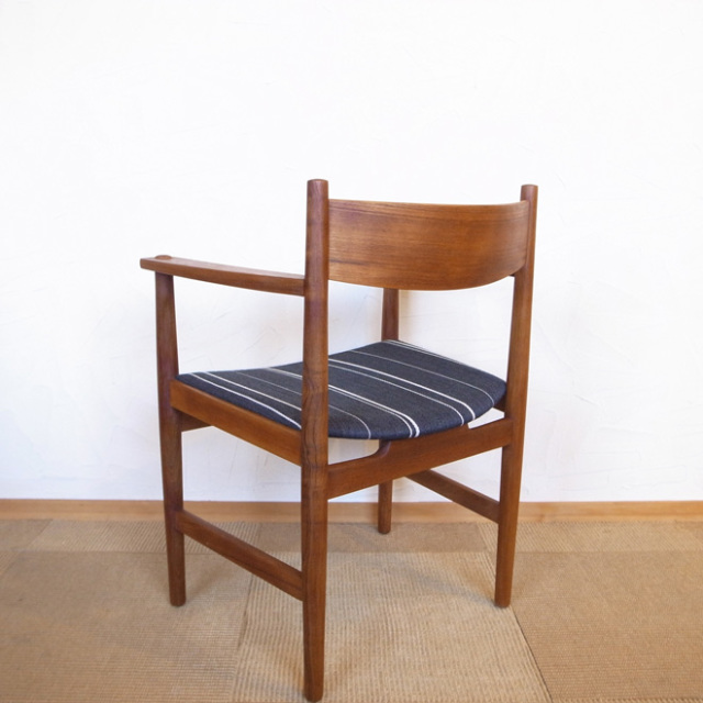 Hans J.Wegner / ハンス・J・ウェグナー カール・ハンセン CH39 アームチェア　チーク