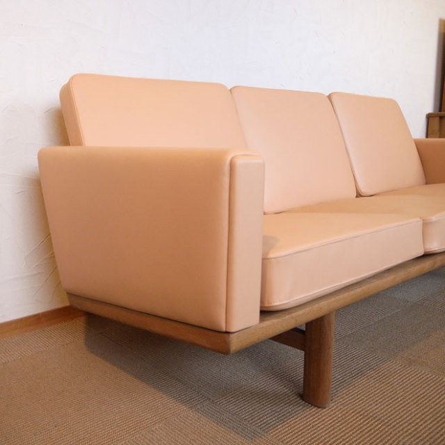 Hans J.Wegner / ハンス・J・ウェグナー GETAMA GE236 3人掛けソファ　北欧ビンテージ家具