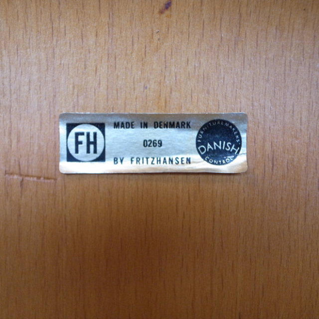 Arne Jacobsen / アルネ・ヤコブセン フリッツ・ハンセン 3130グランプリチェア 【ビーチ】