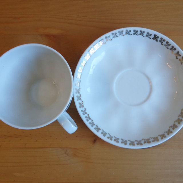 カイ・フランクのコーヒーカップ＆ソーサー