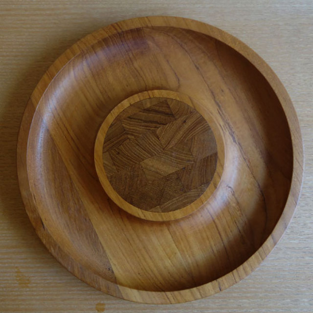 イェンス・クイストゴーのトレイ