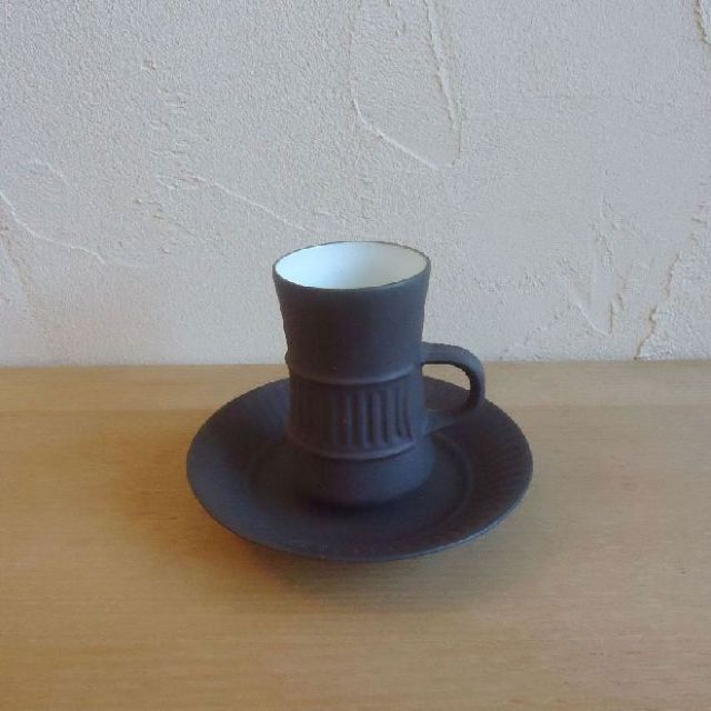 イェンス・クイストゴーのフレームストーン/カップ＆ソーサー