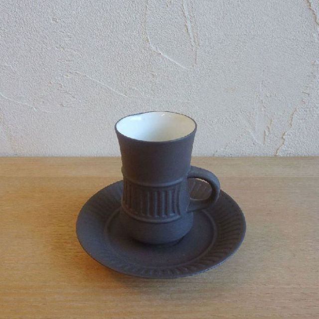 イェンス・クイストゴーのフレームストーン/カップ＆ソーサー