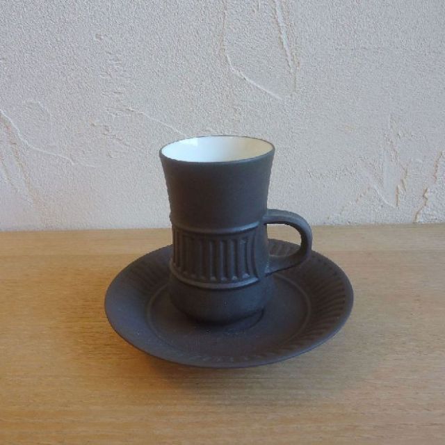 イェンス・クイストゴーのフレームストーン/カップ＆ソーサー