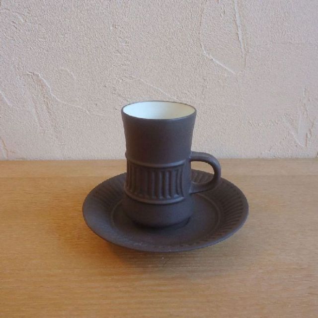 イェンス・クイストゴーのフレームストーン/カップ＆ソーサー