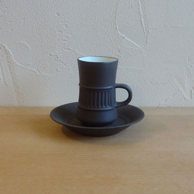 イェンス・クイストゴーのフレームストーン/カップ＆ソーサー