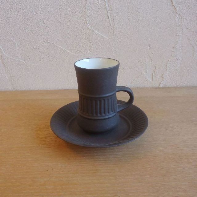 イェンス・クイストゴーのフレームストーン/カップ＆ソーサー