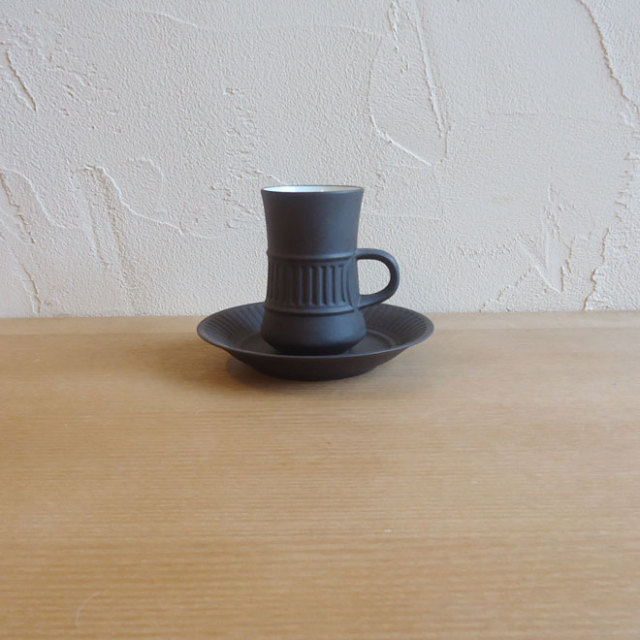 イェンス・クイストゴーのフレームストーン/カップ＆ソーサー