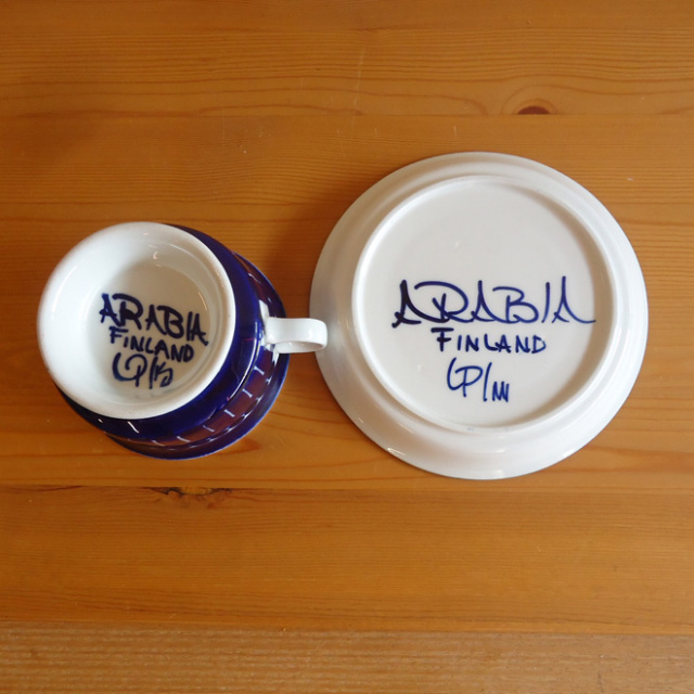 Ulla Procope / ウラ・プロコッペ ARABIA Valencia / ヴァレンシア ティーカップ&ソーサー
