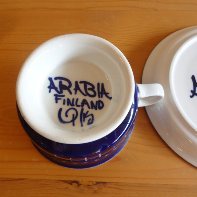 Ulla Procope / ウラ・プロコッペ ARABIA Valencia / ヴァレンシア ティーカップ&ソーサー