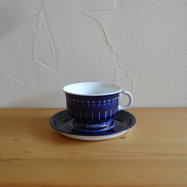 Ulla Procope / ウラ・プロコッペ ARABIA Valencia / ヴァレンシア ティーカップ&ソーサー