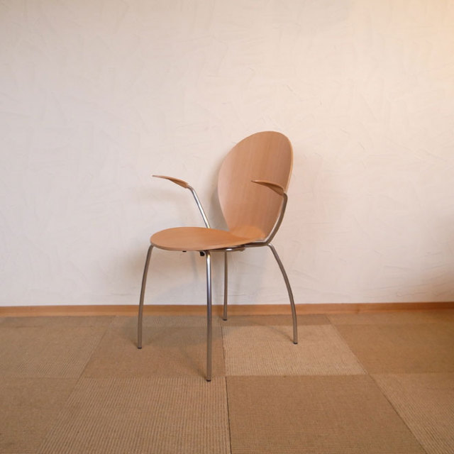 ハンス・S・ヤコブセンのアームチェア