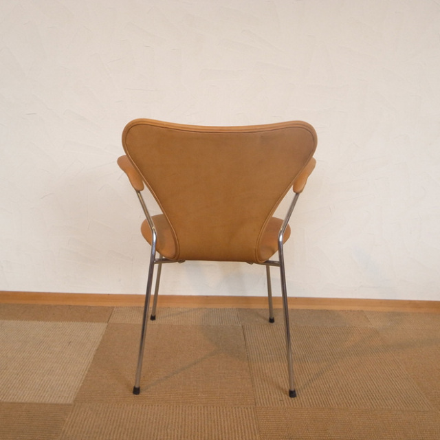 Arne Jacobsen / アルネ・ヤコブセン フリッツ・ハンセン 3210 セブンチェア