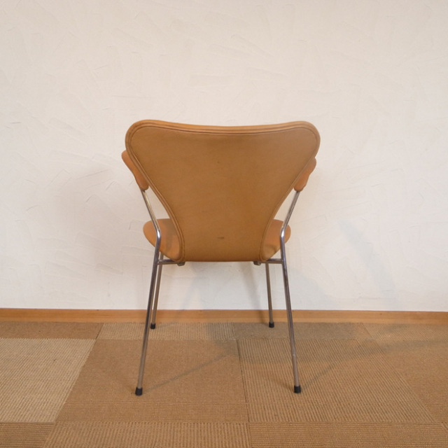 Arne Jacobsen / アルネ・ヤコブセン フリッツ・ハンセン 3210 セブンチェア