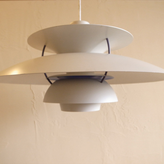 Poul Henningsen / ポール・ヘニングセン   PH9【ホワイト】　北欧ビンテージ雑貨