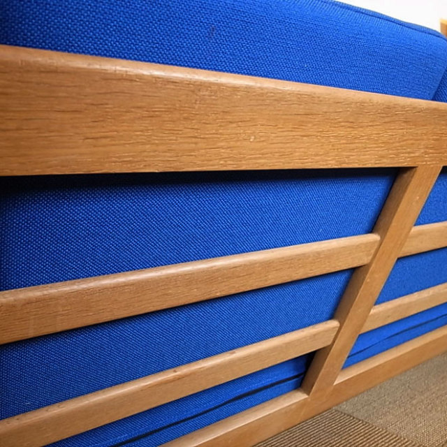 ハンス・J・ウェグナーのGE290ソファ