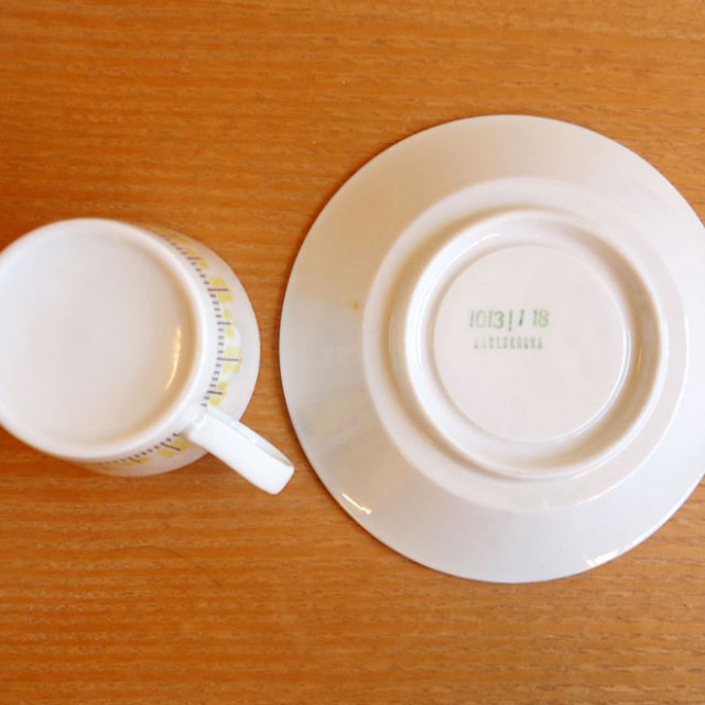 カールスクロナのコーヒーカップ＆ソーサー