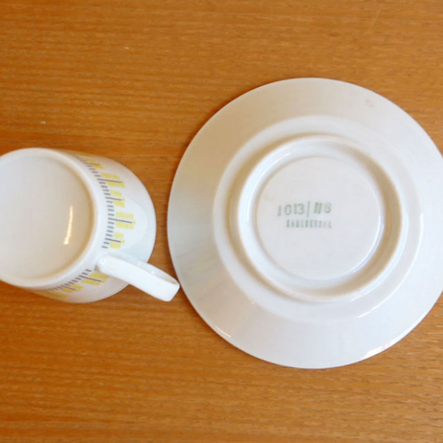 カールスクロナのコーヒーカップ＆ソーサー