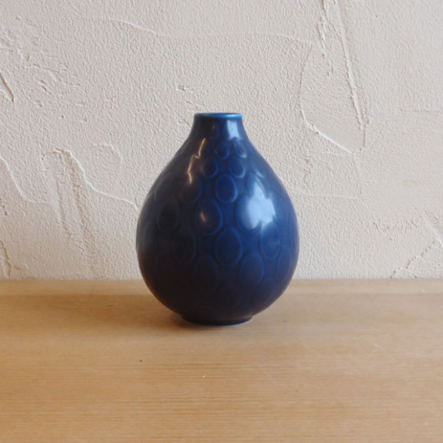 ニルス・トーソンのバッカ/ファイアンスベース