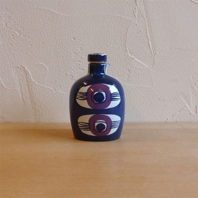 インゲ・リセ・コフォードのアルミニア/ボトル