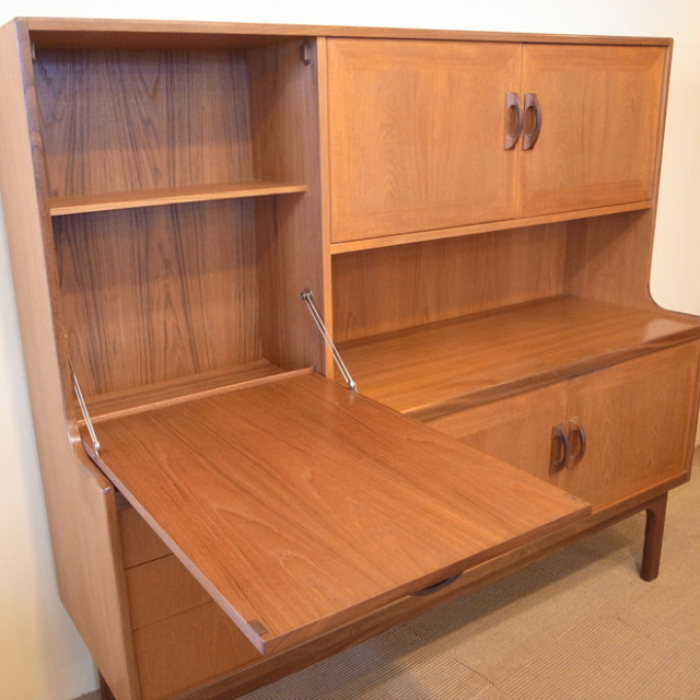  E.GOMME  G-PLAN　キャビネット付サイドボード