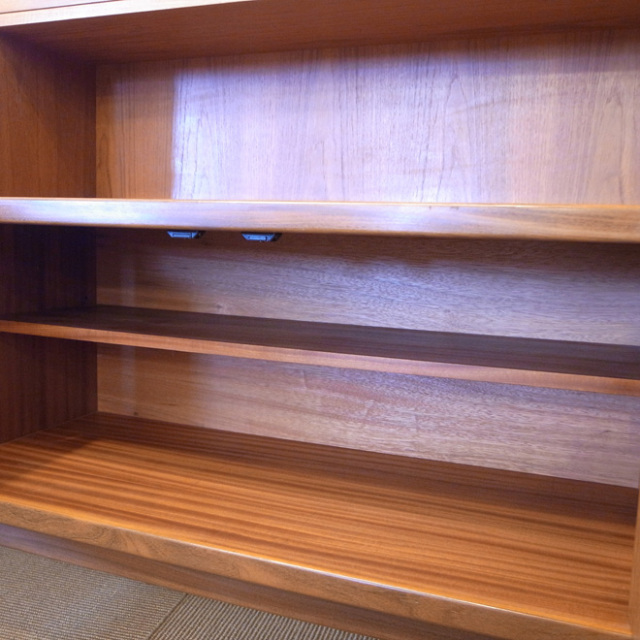  E.GOMME  G-PLAN　キャビネット付サイドボード