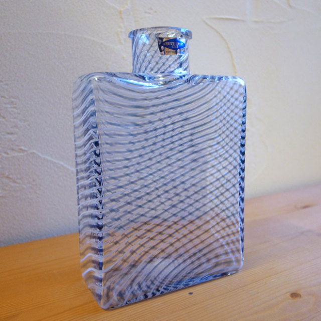 Kaj Franck / カイ・フランク ヌータヤルヴィ annual bottle 　アートグラス