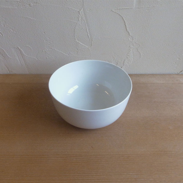 Henning Koppel / ヘニング・コッペル B&G White Koppel / ホワイトコッペル 　ボウル【22ｃｍ】