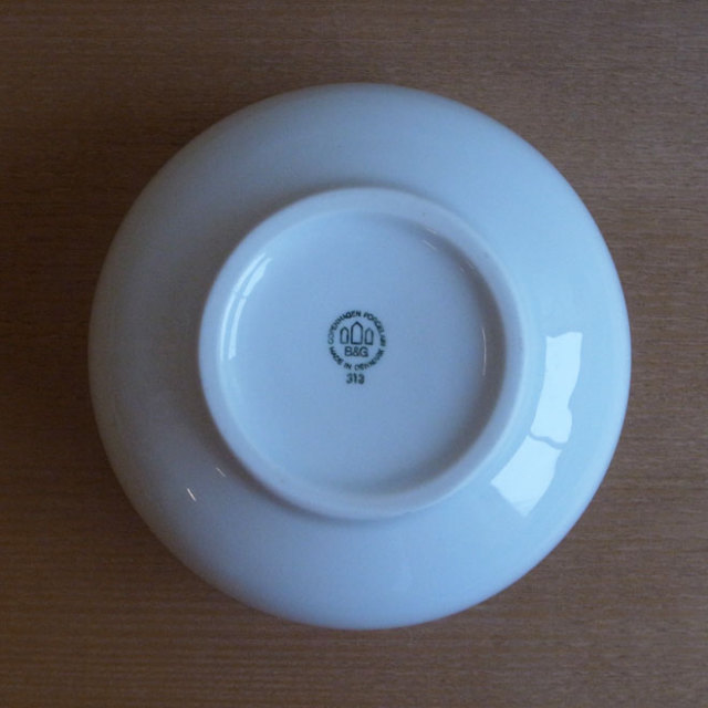 Henning Koppel / ヘニング・コッペル B&G White Koppel / ホワイトコッペル 　ボウル【24ｃｍ】