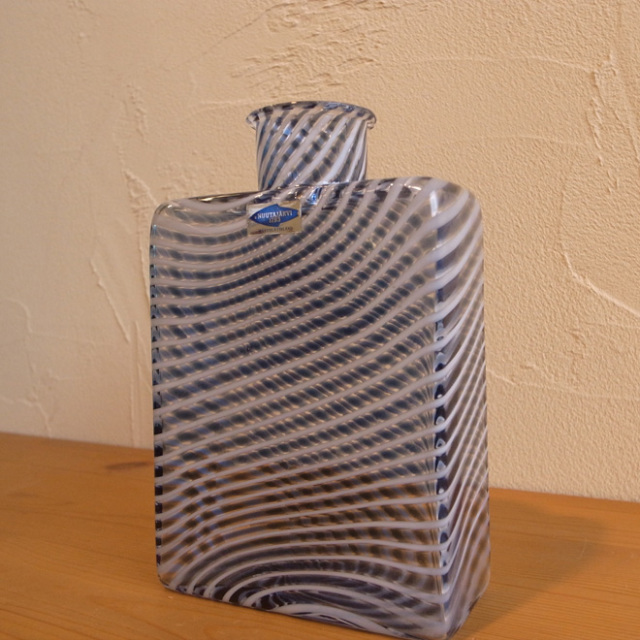 Kaj Franck / カイ・フランク ヌータヤルヴィ  annual bottle