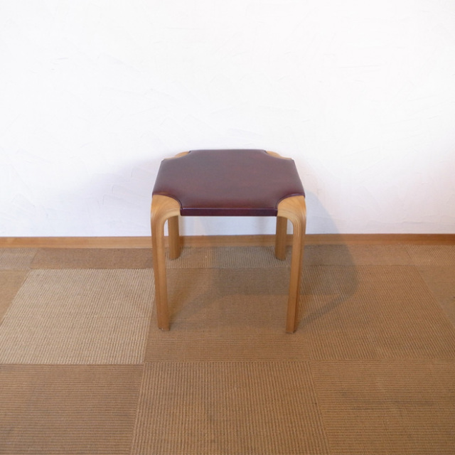 Alvar Aalto / アルヴァ・アアルト  X607 スツール【レザー】
