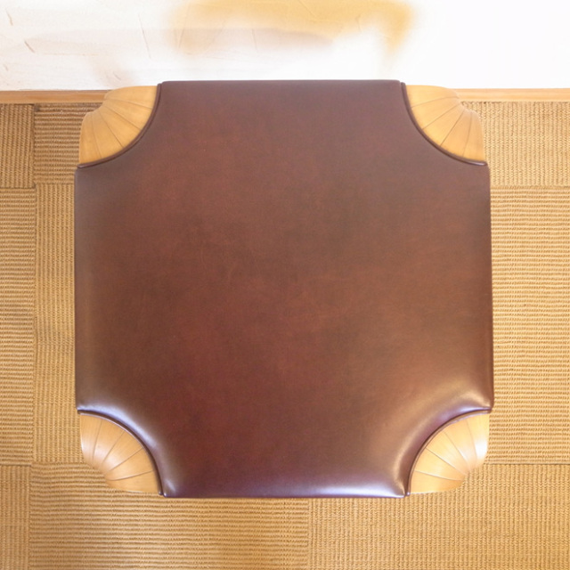 Alvar Aalto / アルヴァ・アアルト  x601 スツール【レザー】