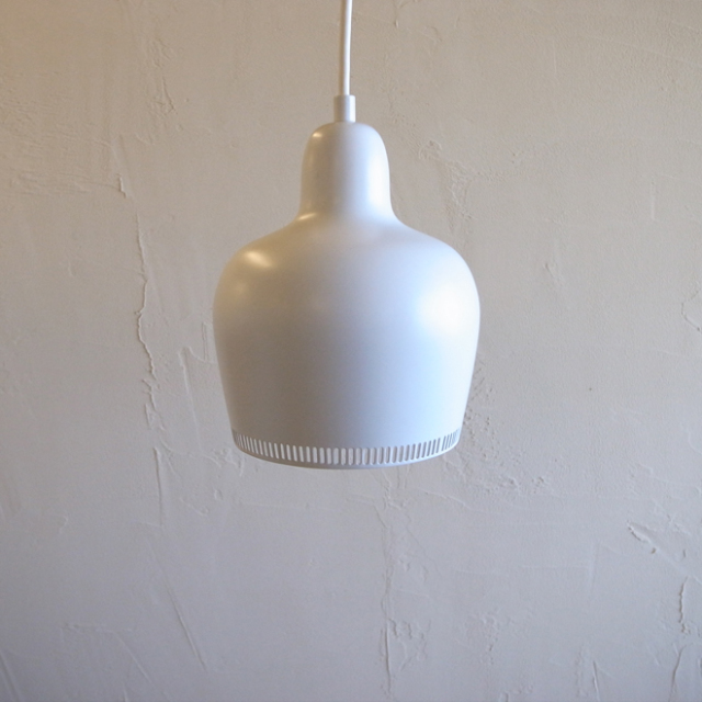 チAlvar Aalto / アルヴァ・アアルト   ゴールデンベル　ホワイト【委託品】