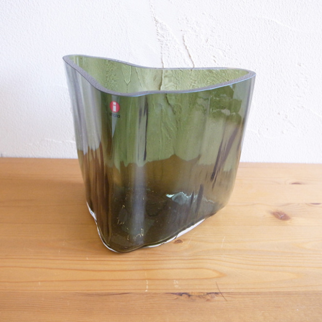 Alvar Aalto / アルヴァ・アアルト イッタラ  アアルトベース【モスグリーン】