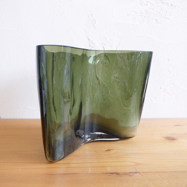 Alvar Aalto / アルヴァ・アアルト イッタラ  アアルトベース【モスグリーン】