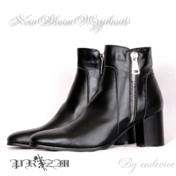 本革ブーツ・Bloom Boots Black/ヒールブーツ