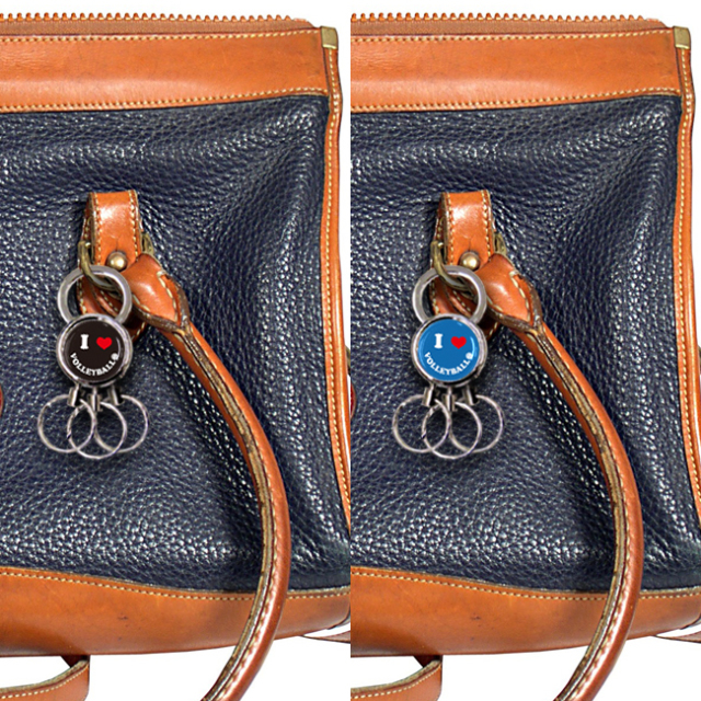 スマイル柄　3連キーホルダー　使用例 バッグ