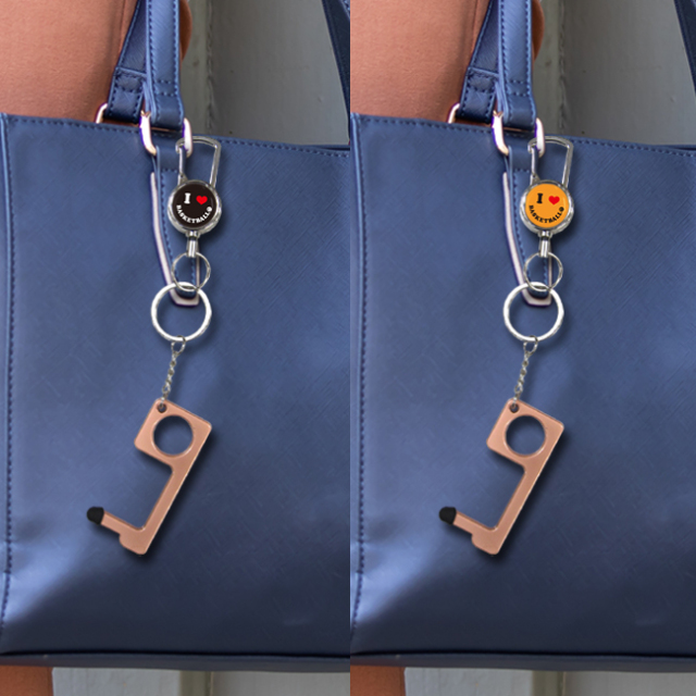 シルバーリールキー　スマイル柄　バスケ　使用例2