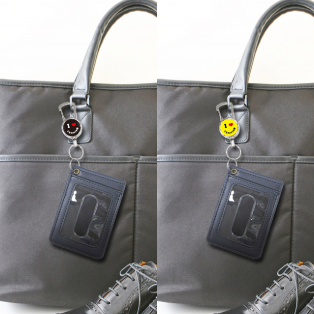 シルバーリールキー　スマイル柄　テニス 使用例1