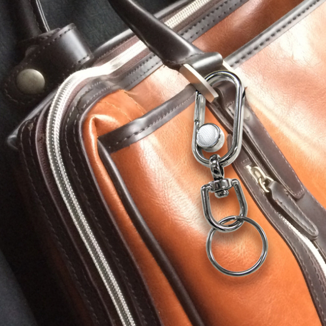 ナスカンキーホルダー　ゴルフボール柄