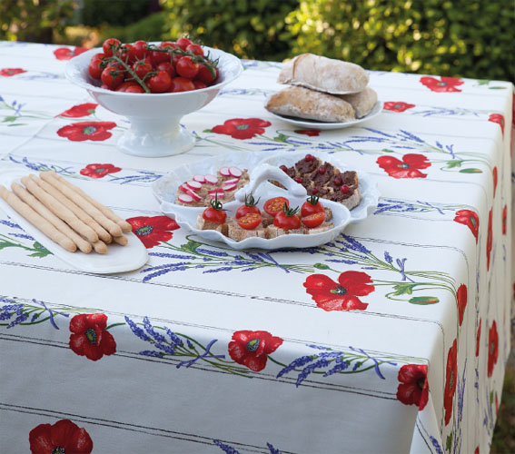 プロヴァンスプリントテーブルクロス撥水加工（コクリコ＆ラベンダー・オフホワイト）全７サイズ【フランス】 NAP_20_199eW