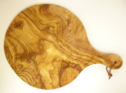 ピザ用オリーブの木のまな板円形、丸、ラウンドオリーブウッドカッティングボード Dモデル【無垢一枚板イタリア製】 PLC_D66