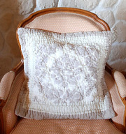 マリネットMARINETTE ブティBOUTIS キルトクッションカバー45×45cmサイズ（ORNEMENTAL・アイボリー×ナチュラル） 【フランス】HOU_C41