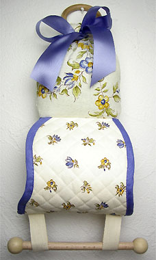 ラベンダーポプリ入りトイレットペーパーホルダー（花柄・ホワイト）TOI_H13