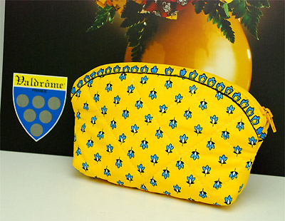 ヴァルドローム VALDROME ポーチCAMELIA（フルールドラヴァンド・イエロー×ブルー）VAL_TRSCML_02