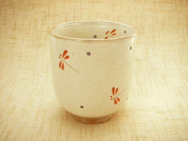 【アウトレット和食器　湯呑み】彫とんぼ　湯呑み