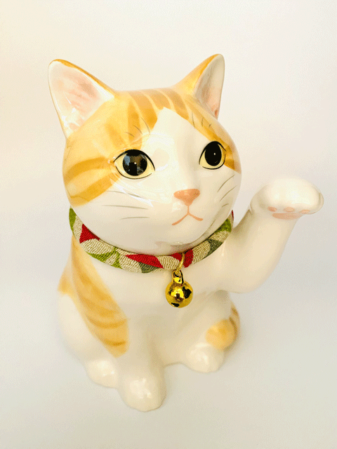 うちの招き猫（とら）