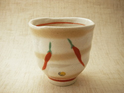 和食器 湯呑み】《アウトレット和食器》大特価！500円茶碗！赤絵唐辛子