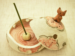 ≪猫雑貨・猫グッズ≫おすましにゃんこ香炉